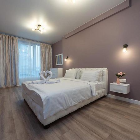 New Modern Apartments. Metro Minskaya Kiev Exterior foto